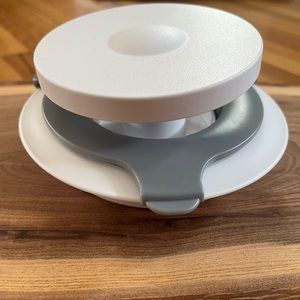 Pampered Chef Burger and Slider Press